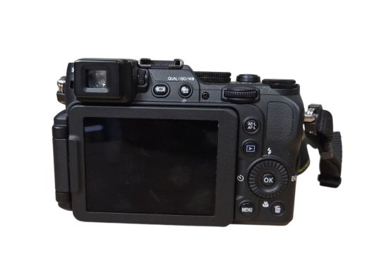 Nikon Coolpix P7800 