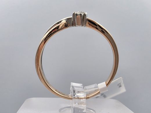 Gold ring with diamond, 2.53 g, size 18