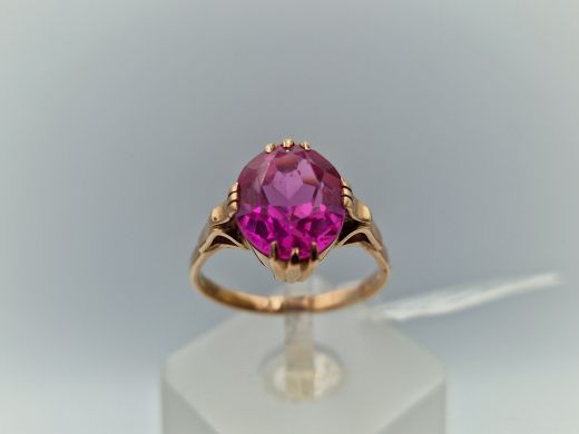 Zelta gredzens ar koraļļi, 4.3 g, izm. 18.5