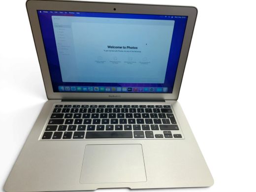 Apple Macbook Air A1466 (2017) 256 gb