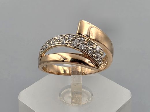 Gold ring with zircon, 3.58 g, size 17