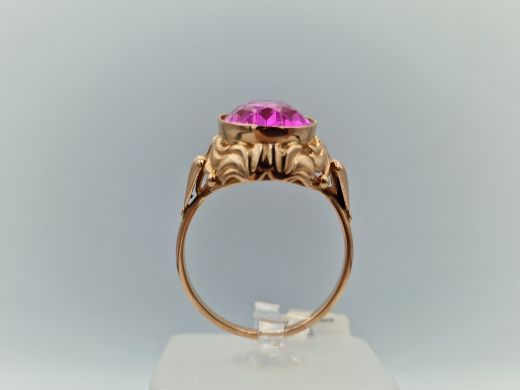 Zelta gredzens ar koraļļi, 6.98 g, izm. 21.5