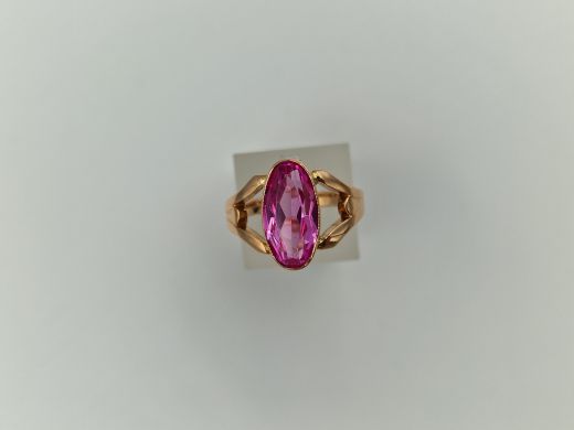 Zelta gredzens ar koraļļi, 5.67 g, izm. 18