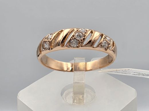 Gold ring with zircon, 2.33 g, size 17.5