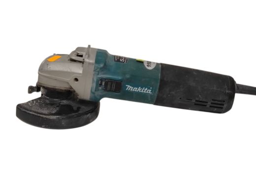 Makita 9556H 