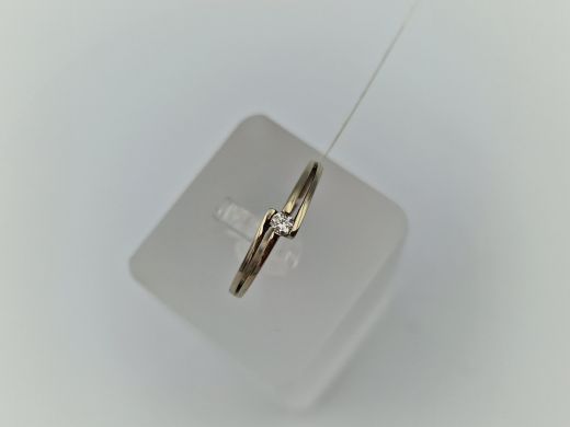 Zelta gredzens ar briljantu, 1.84 g, izm. 17.5