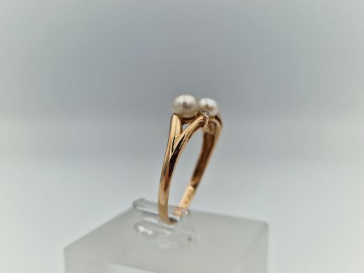 Zelta gredzens ar briljantu un peridotu, 2.41 g, izm. 19