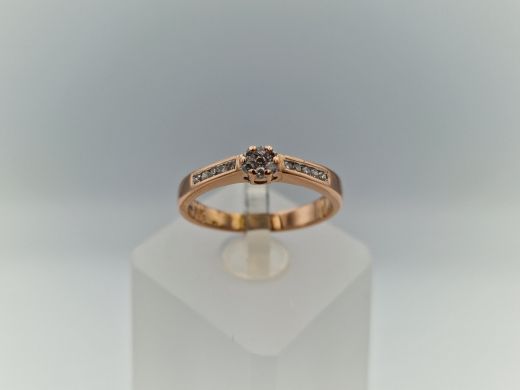 Золотое кольцо с бриллиантом, 2.52 г, разм. 17