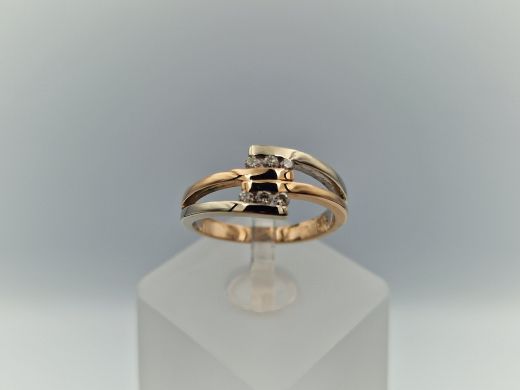 Zelta gredzens ar briljantiem, 3.09 g, izm. 17