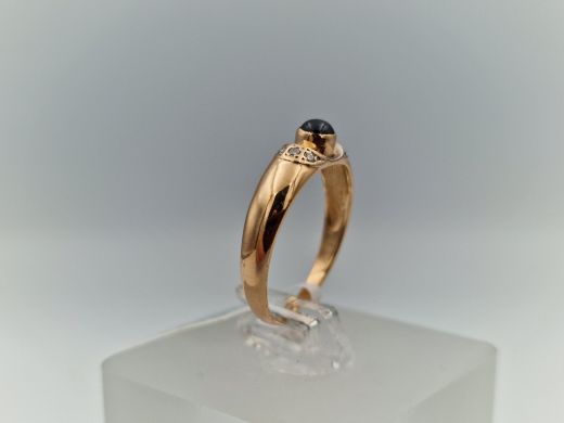 Zelta gredzens ar briljantiem un safīriem, 1.77 g, izm. 16