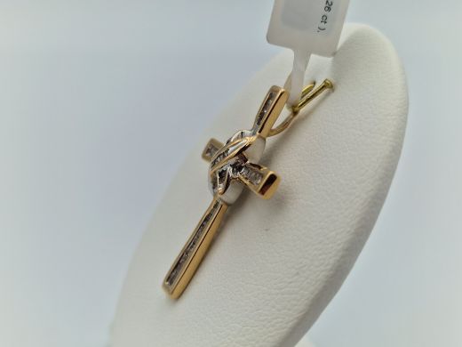 Zelta kulons ar briljantu, 2.84 g