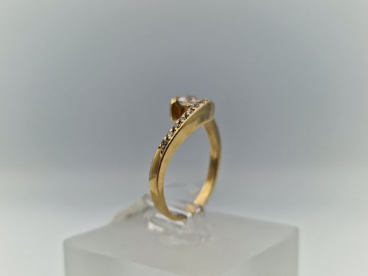 Zelta gredzens ar cirkoniju, 2.93 g, izm. 16.5