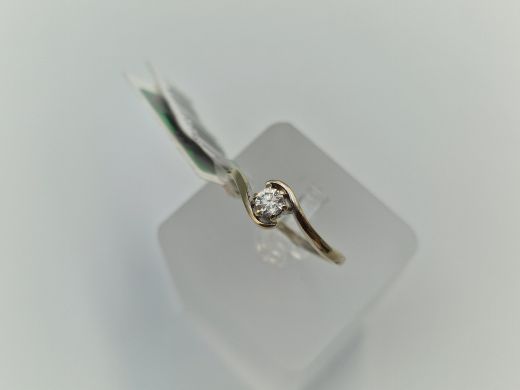 Zelta gredzens ar briljantu, 1.86 g, izm. 17.5