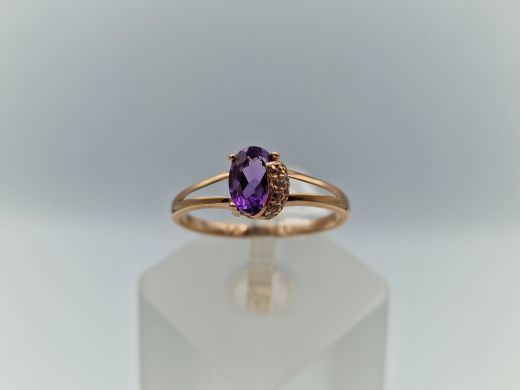 Gold ring with zircon, 1.57 g, size 18