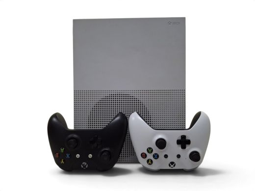 Microsoft Xbox One S 512 gb