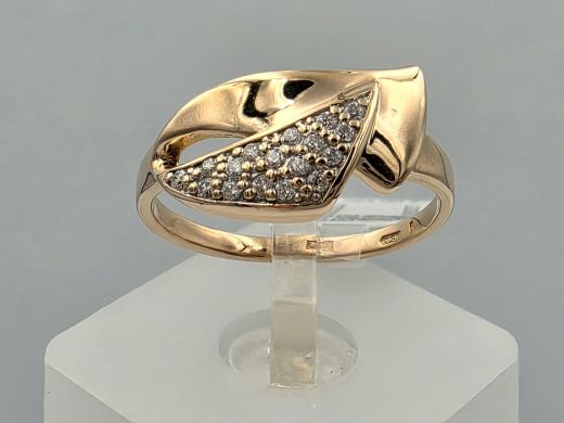 Gold ring with zircon, 2.99 g, size 18