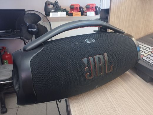 JBL Boombox 3