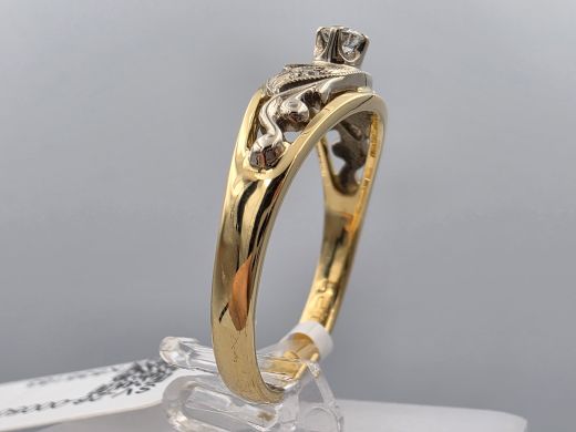 Gold ring