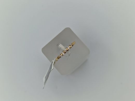 Золотое кольцо с бриллиантом, 1.83 г, разм. 17.5