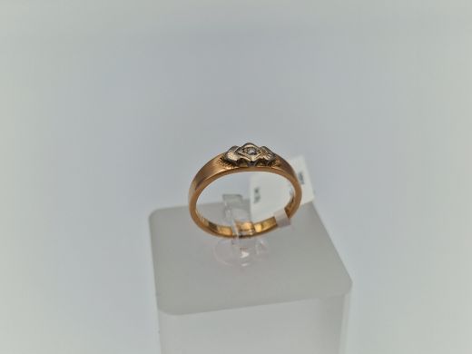 Золотое кольцо с бриллиантом, 2.69 г, разм. 16