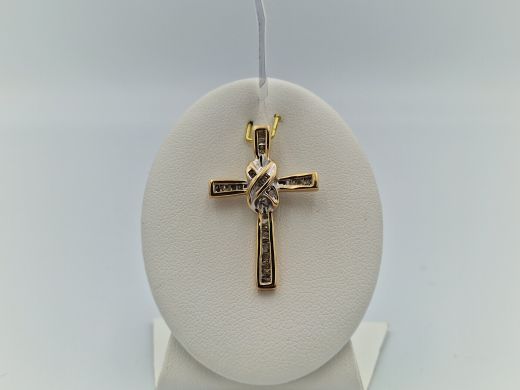 Zelta kulons ar briljantu, 2.84 g