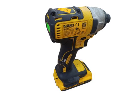 DeWalt DCF787 