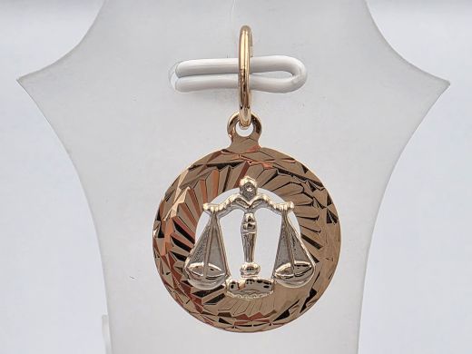 Gold pendant, 1.04 g