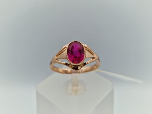 Zelta gredzens ar koraļļi, 2.68 g, izm. 17