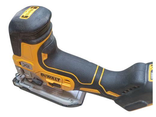 DeWALT Dcs335