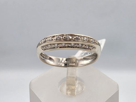 Gold ring, 2.85 g, size 17.5