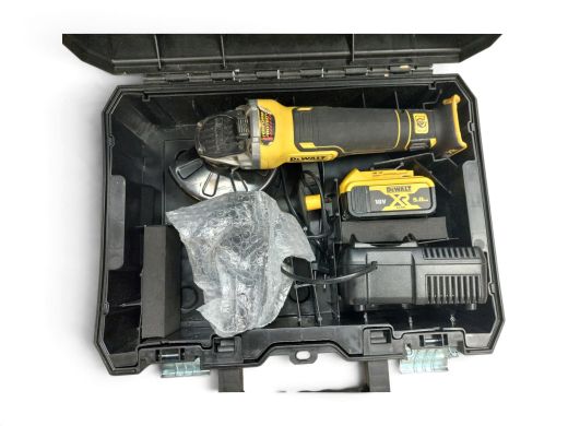 DeWalt Dcg406