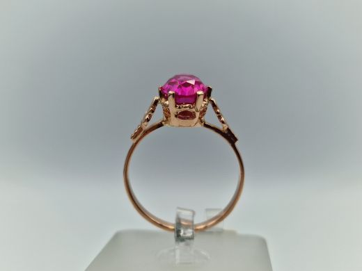 Zelta gredzens ar koraļļi, 3.72 g, izm. 20