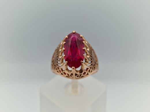 Zelta gredzens ar koraļļi, 5.61 g, izm. 20