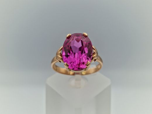 Zelta gredzens ar koraļļi, 6.84 g, izm. 20