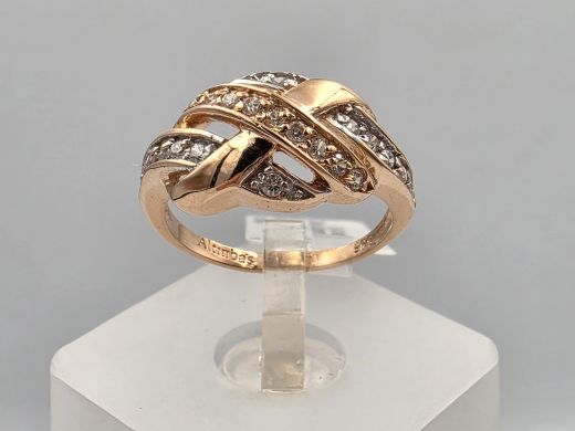 Gold ring with zircon, 2.62 g, size 15.5