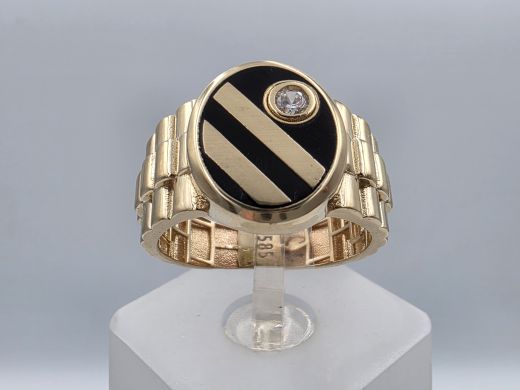 Золотое кольцо с цирконом, 5.36 г, разм. 18.5