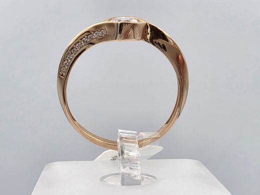 Gold ring with zircon, 2.42 g, size 19