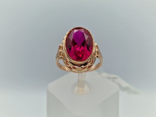 Zelta gredzens ar koraļļi, 5.2 g, izm. 17.5