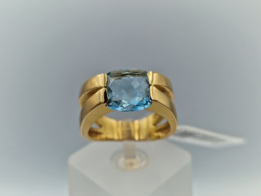 Zelta gredzens ar topāzu, 8.35 g, izm. 18.5