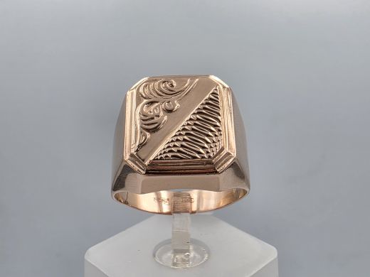 Золотое кольцо, 8.1 г, разм. 20