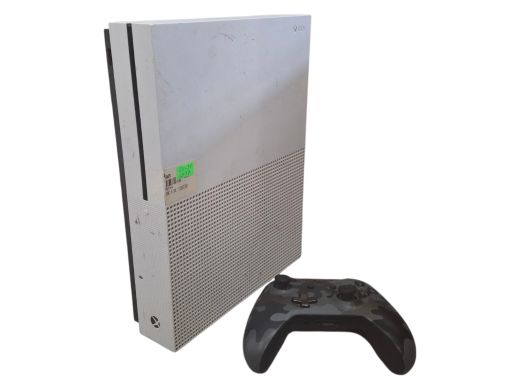Xbox One S 825 gb