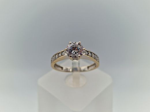 Zelta gredzens ar cirkoniju, 2.35 g, izm. 16