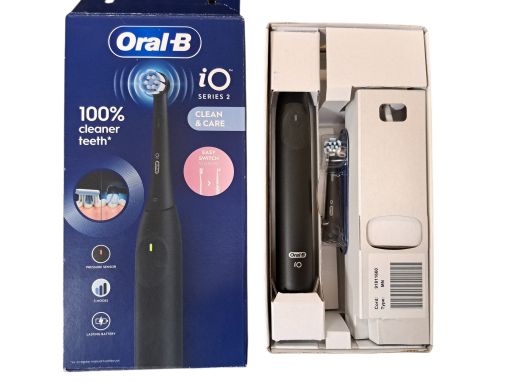 Oral-B
