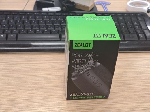 Zealot S32