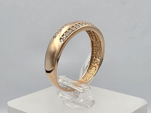 Gold ring with zircon, 2.38 g, size 18
