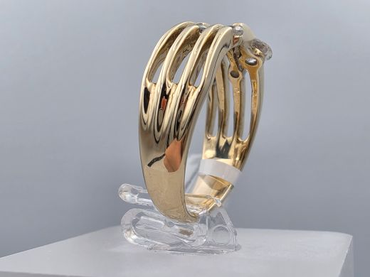 Gold ring with diamond, 4.98 g, size 17