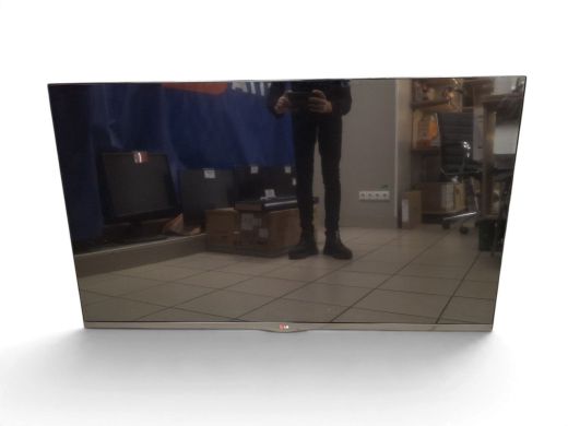 LG 55La660S