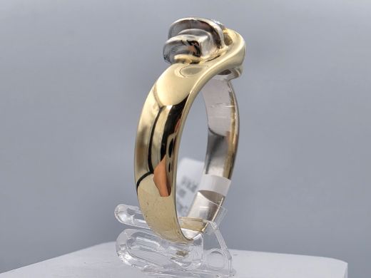 Gold ring with diamond, 3.98 g, size 17.5