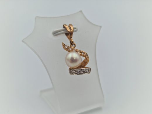 Золотой кулон с цирконом, 2.16 г