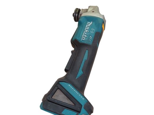 Makita DGA508 